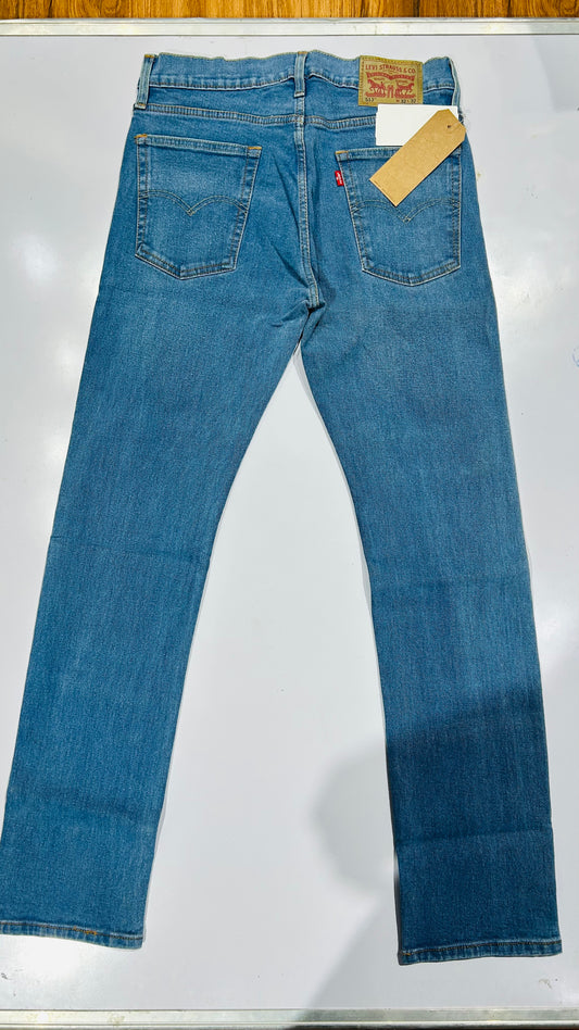 Levi jeans