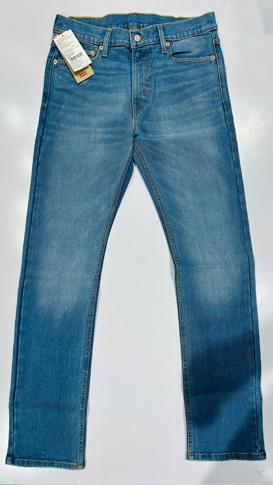 Levi jeans